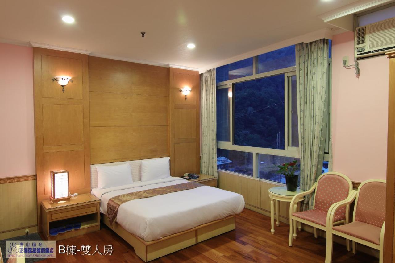 Jenq Yang Hotspring Hotel Ren'ai Esterno foto