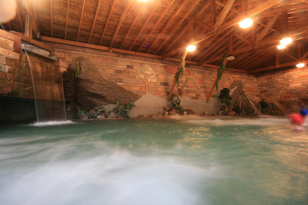 Jenq Yang Hotspring Hotel Ren'ai Esterno foto