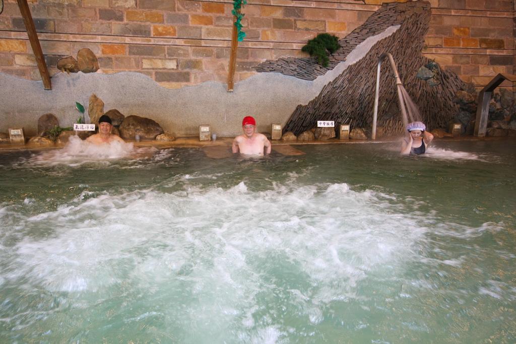 Jenq Yang Hotspring Hotel Ren'ai Esterno foto